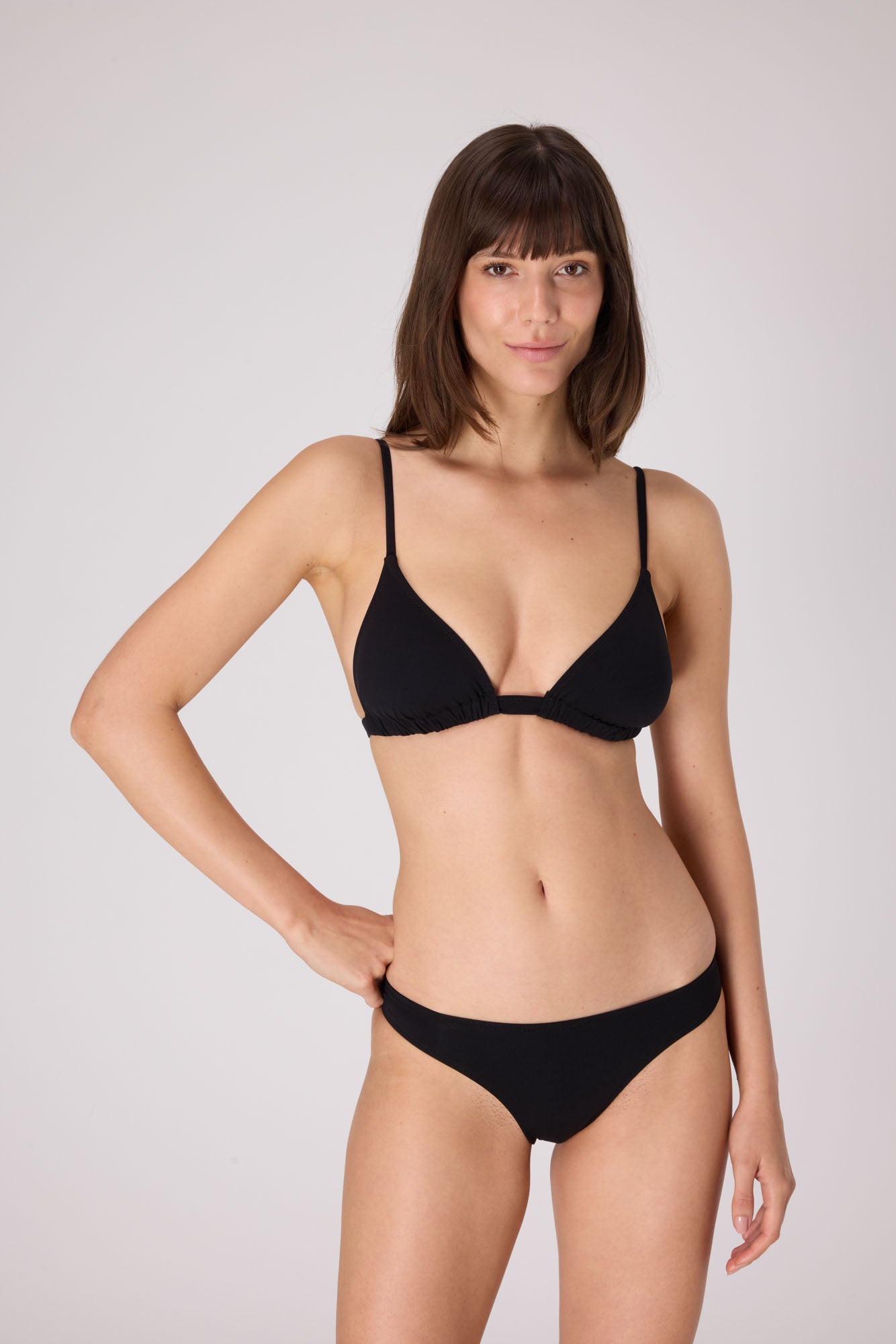 Essential Triangle Bikini Top | Black