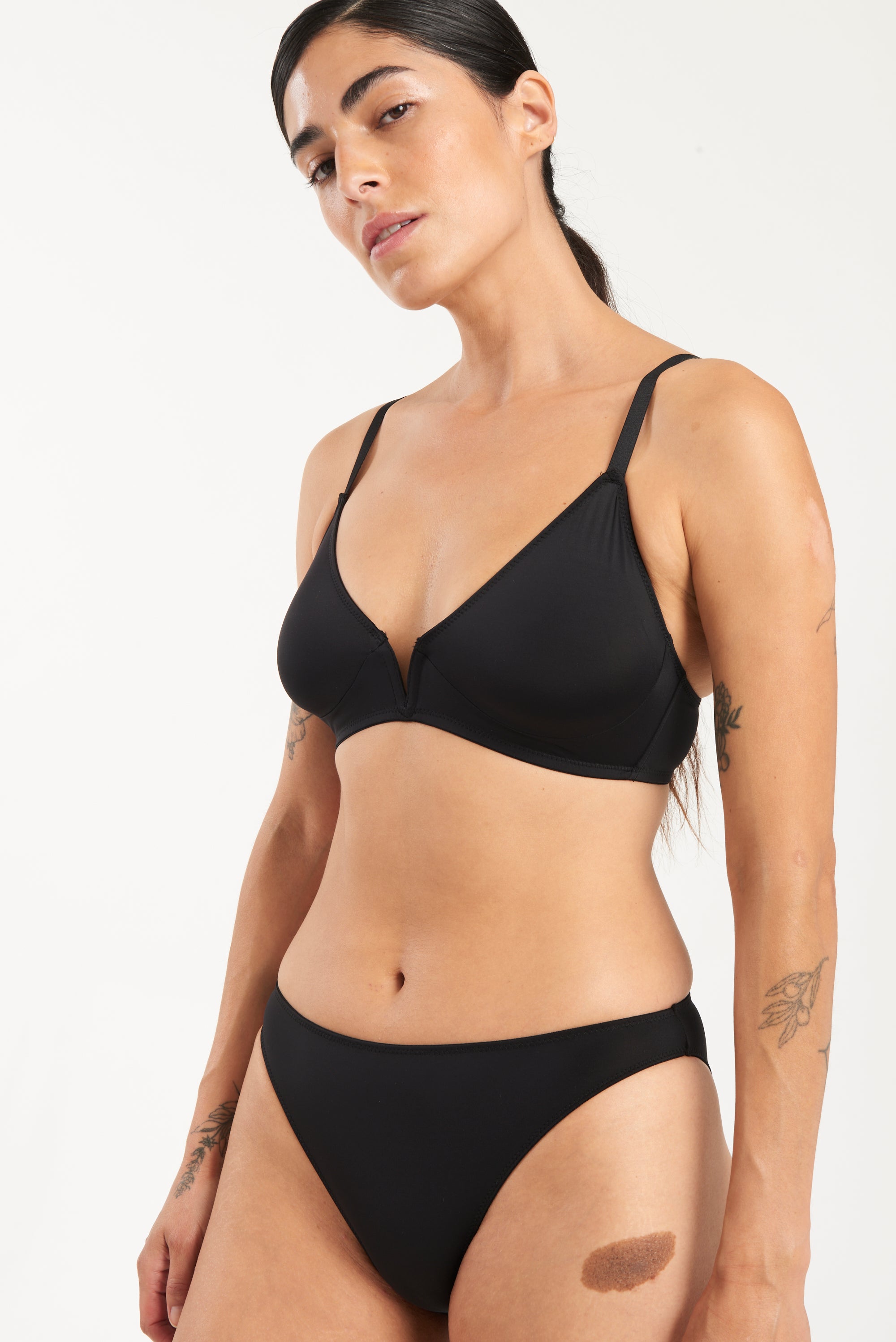 Nano Minimal Brief | Black