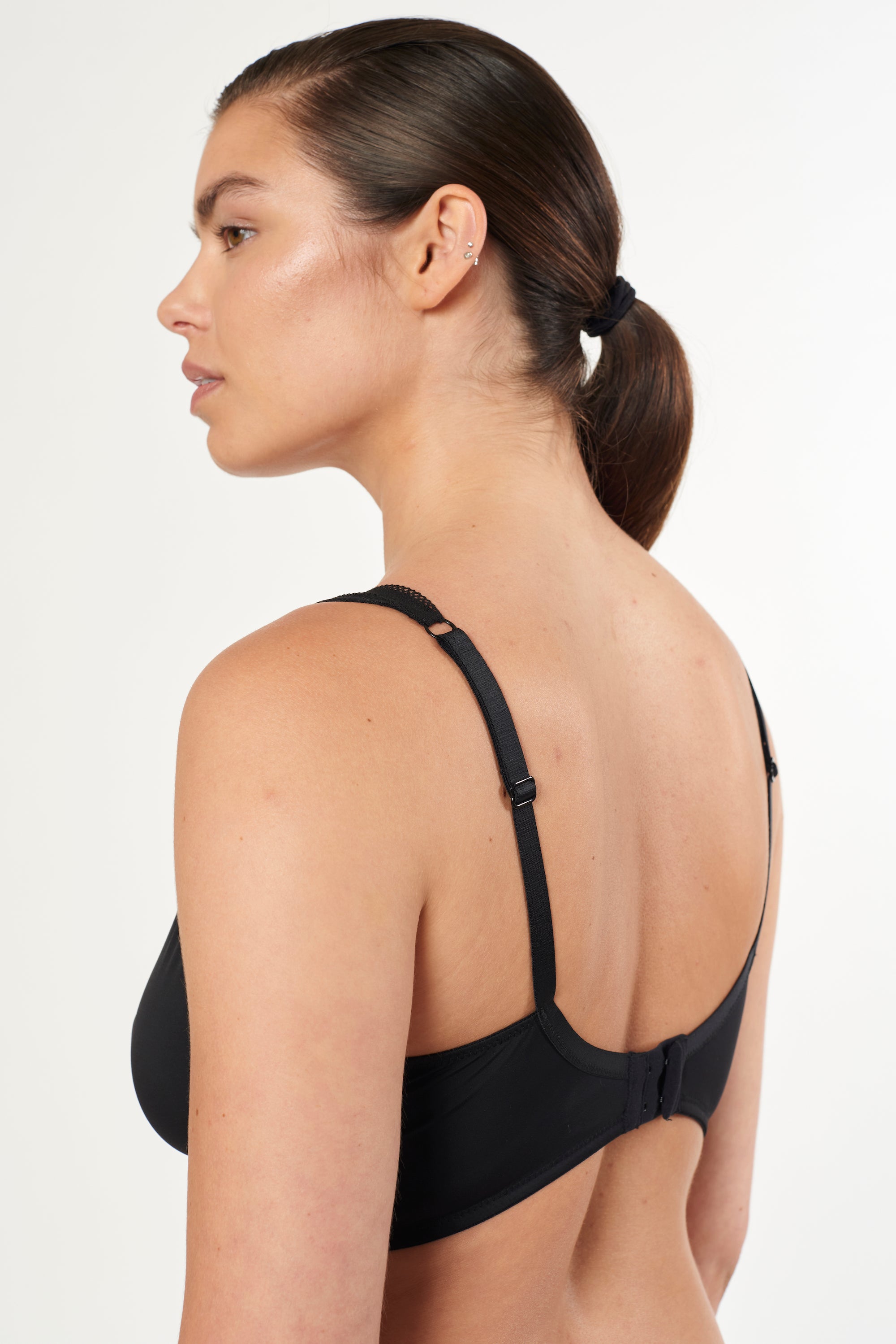 Nano Soft Cup Plunge Bra | Black