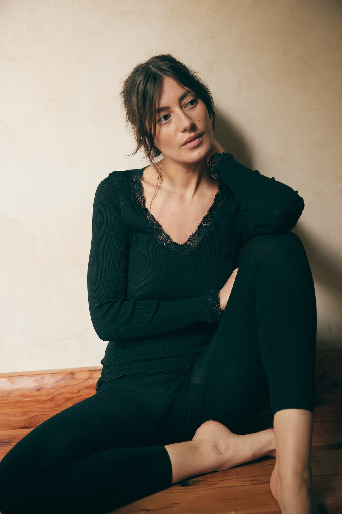 Oscalito Wool and Silk Long Sleeve Top | Black